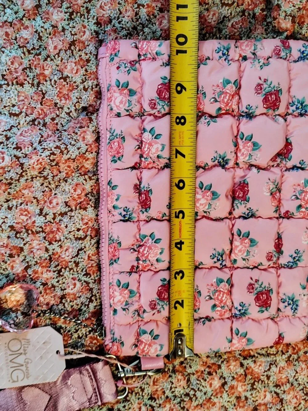 NWT Miss Gwen's OMG Accessories Floral Makeup Pouch, Strap, Heart Charm